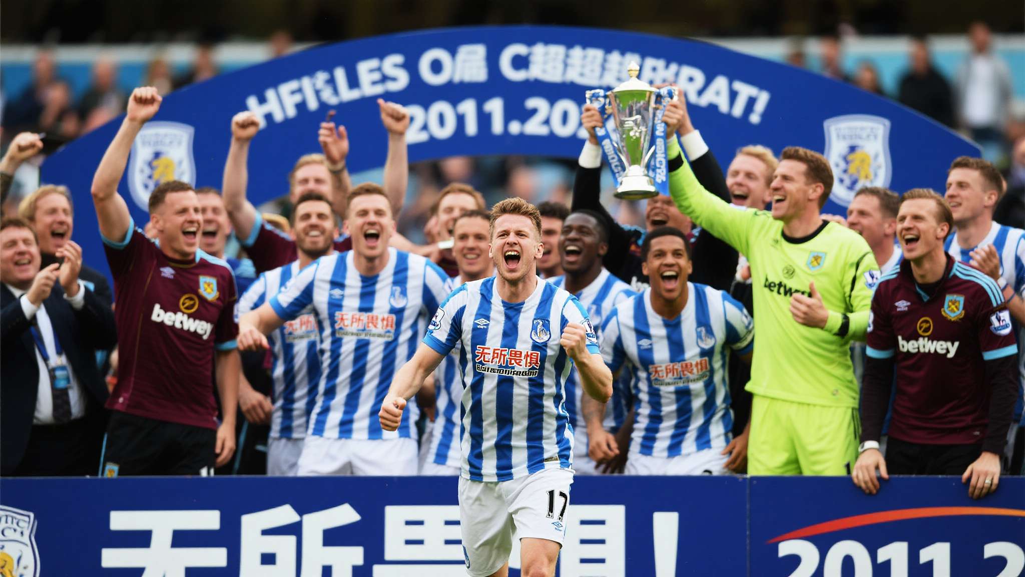 保级队掀翻欧冠区！森林1-0维拉，竟藏英超6队踢